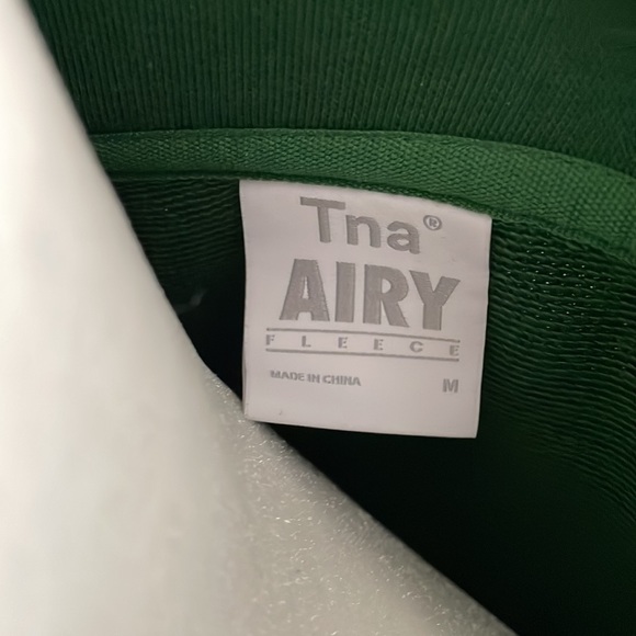 TNA Airy fleece crop - Picture 4 of 4